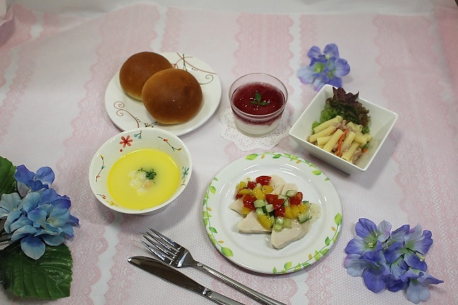 栄養部　料理教室4