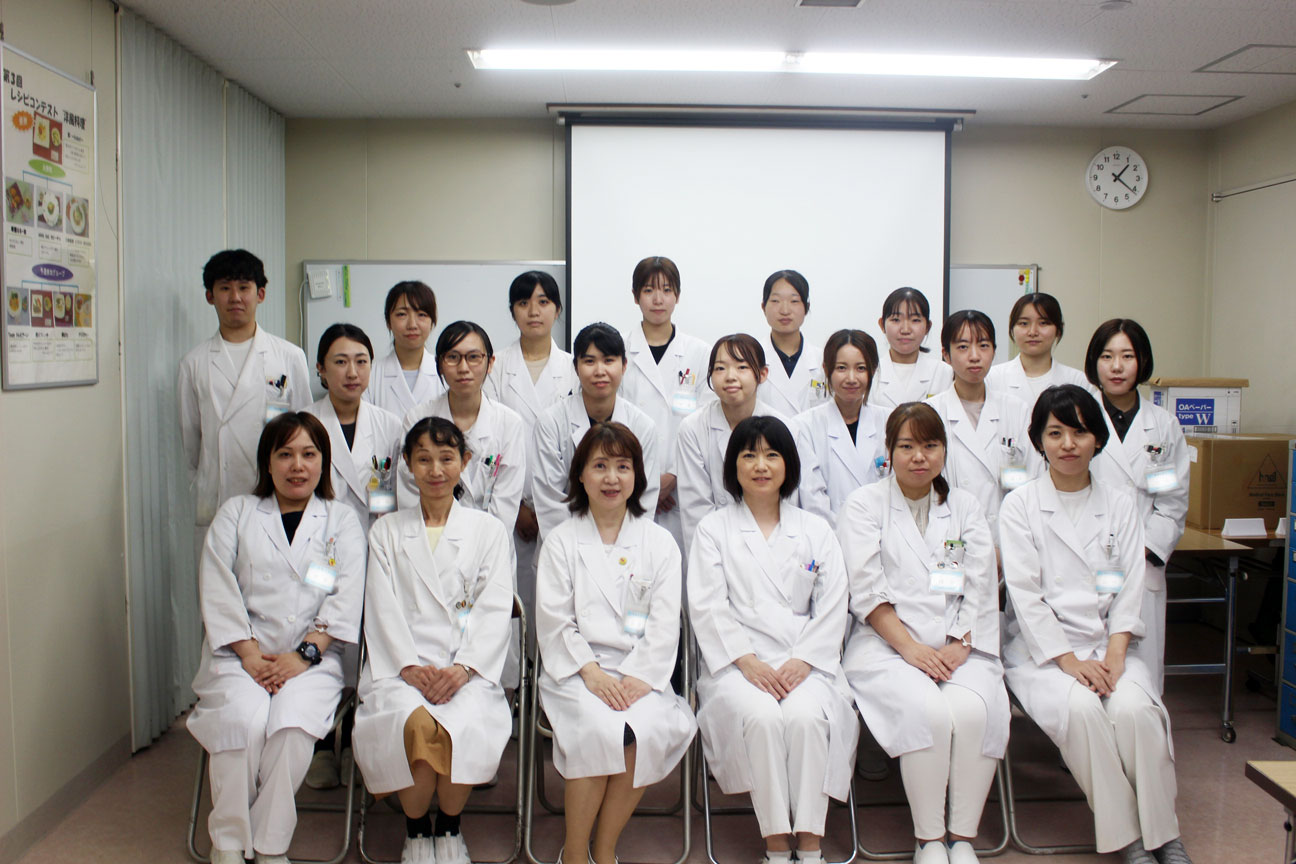 栄養部集合写真_2026