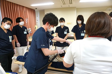 3右